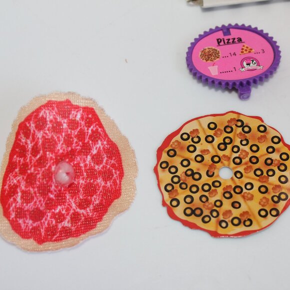 Mattel 2009 Barbie I Can Be A Pizza Chef Counter Accessories Oven 12 piece - Picture 6 of 10